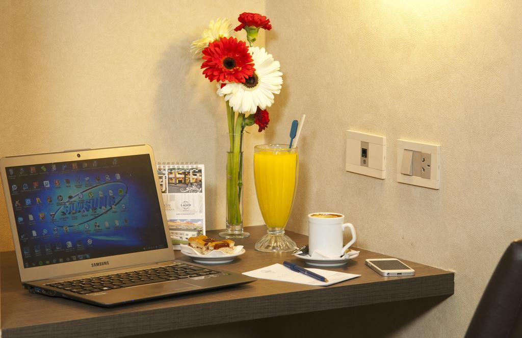 Land Express Neuquen Hotel Buitenkant foto