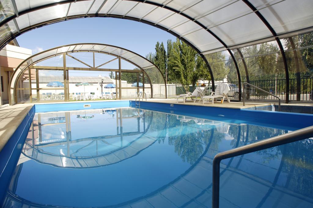 Land Express Neuquen Hotel Buitenkant foto